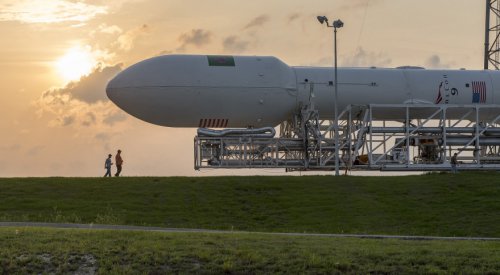 SpaceX punts Falcon 9 return-to-flight launch to January