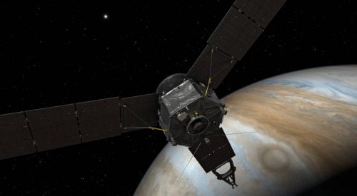 NASA to keep Juno in longer orbit