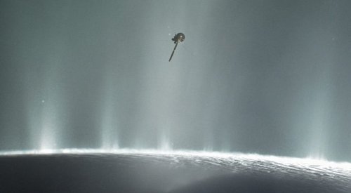 NASA to support initial studies of privately funded Enceladus mission