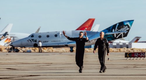 Virgin Galactic flight wins praise from government and industry