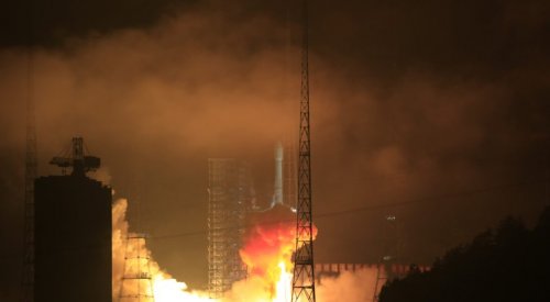 Long March 3B carrying commercial Indonesian satellite fails