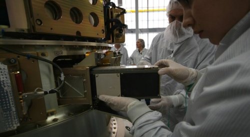 TriSept signs deal to integrate Army cubesat with Electron  