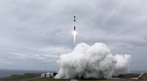 Rocket Lab launches 10 imaging smallsats